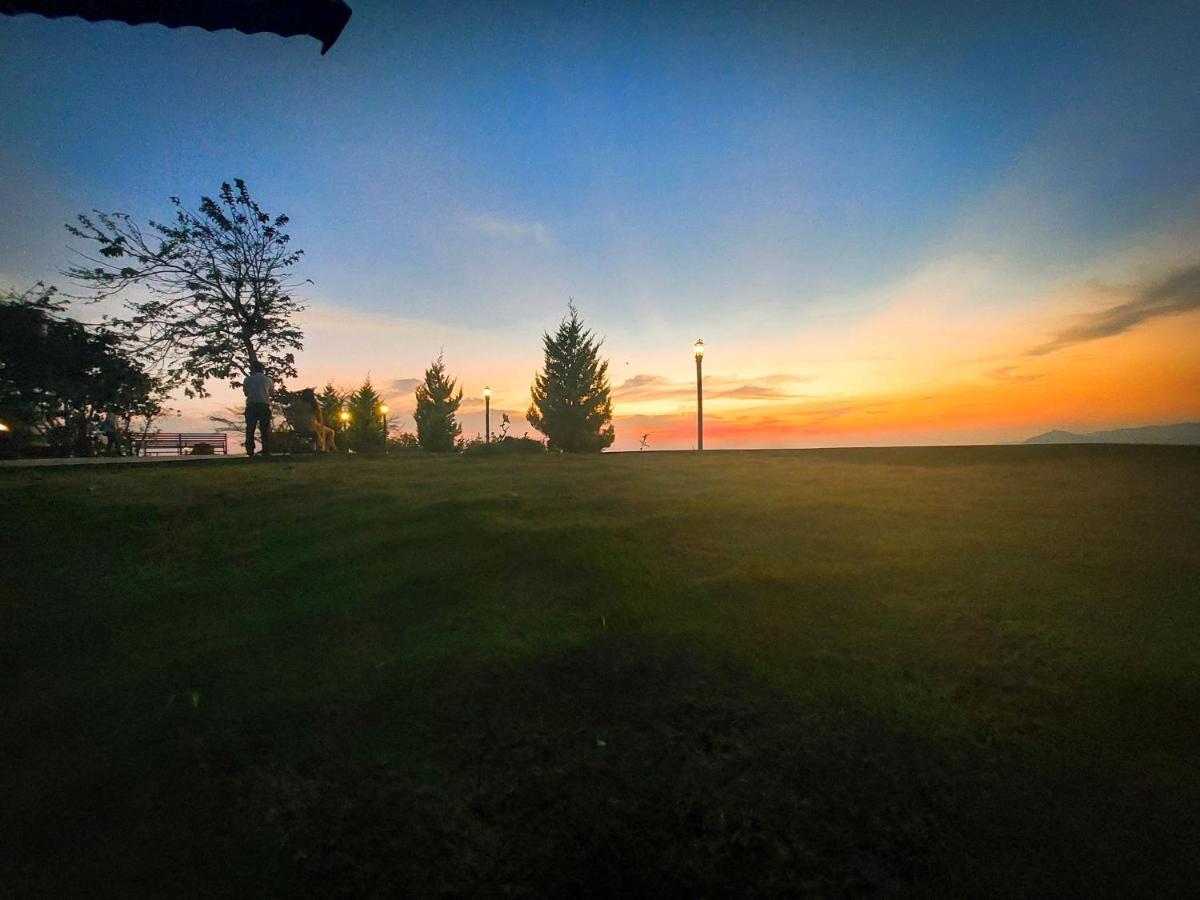 Haze And Kites Resort Munnar Εξωτερικό φωτογραφία