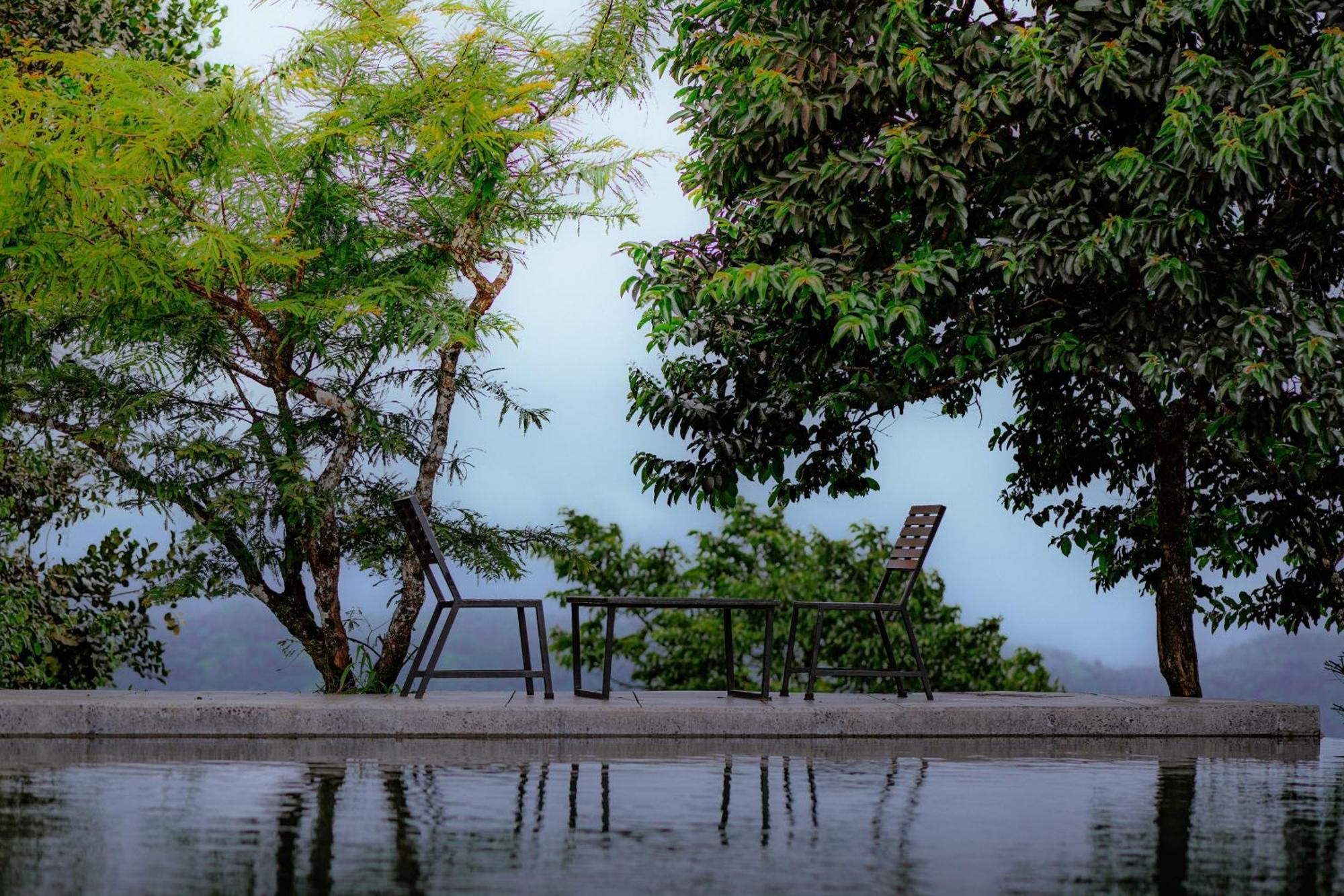 Haze And Kites Resort Munnar Εξωτερικό φωτογραφία